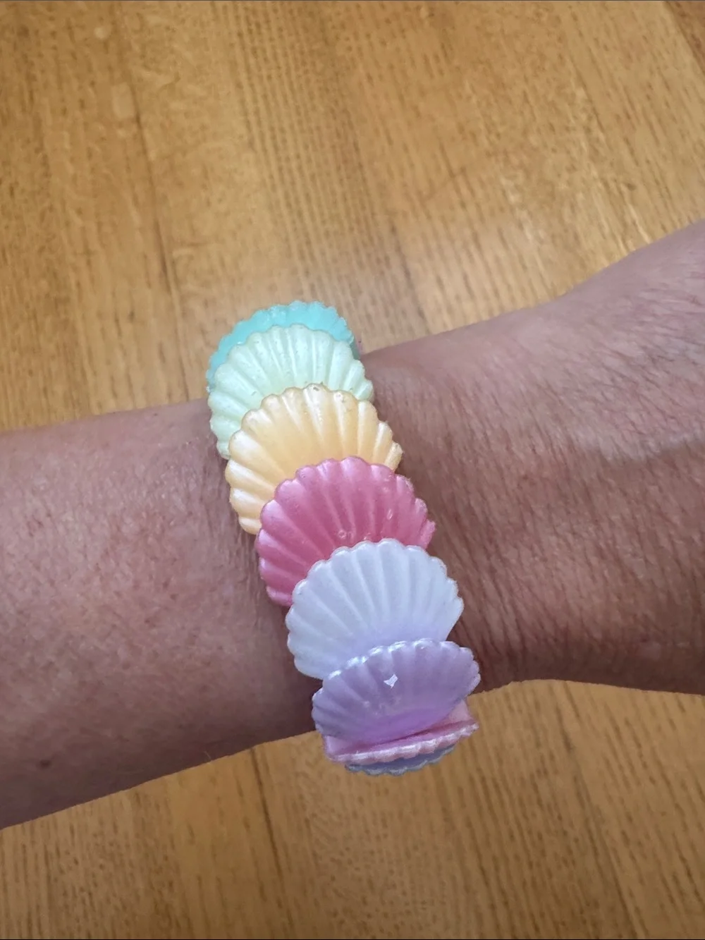 Pastel Shell Bracelet - Multi Color